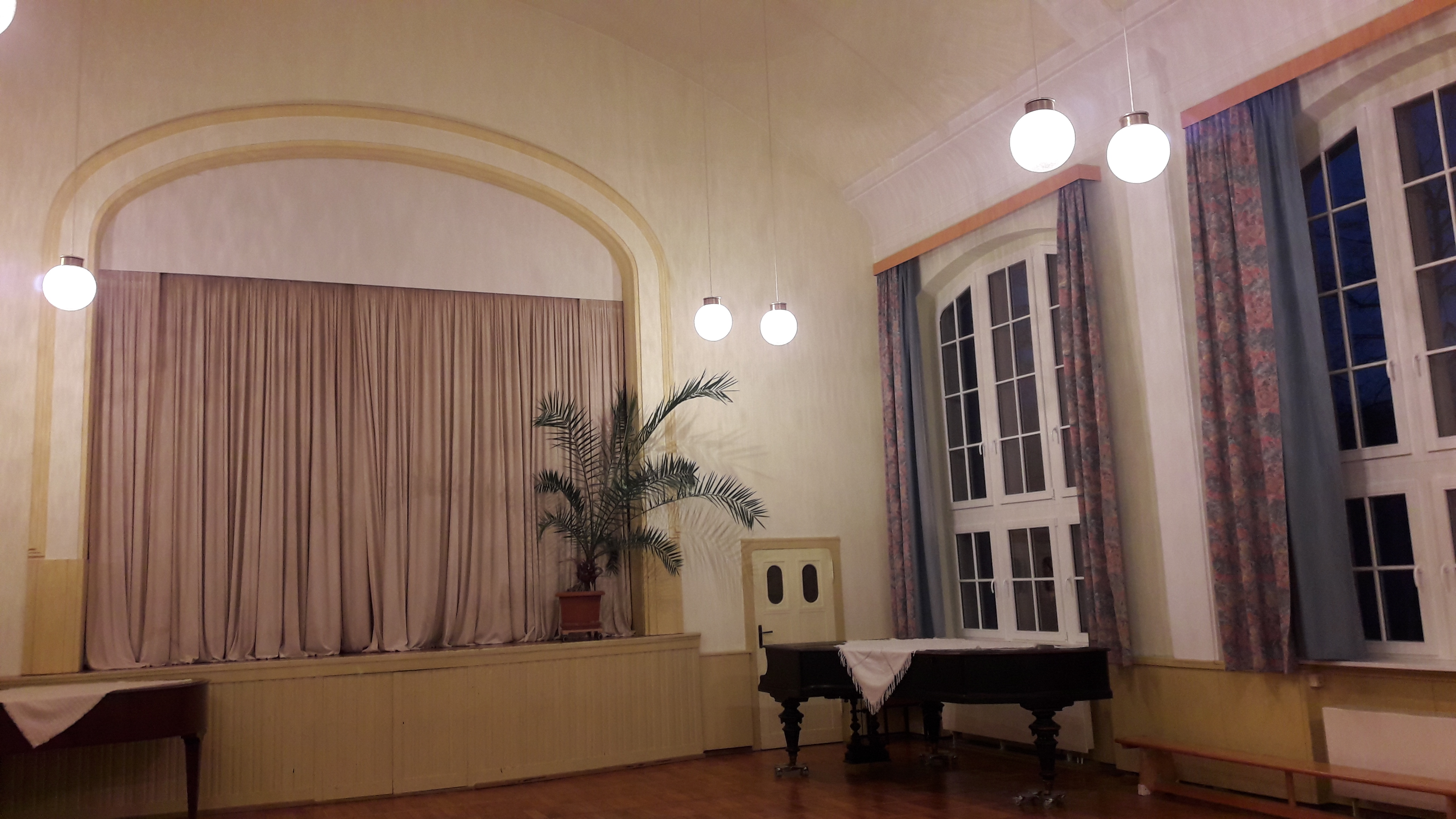 Großer_Saal_2.jpg